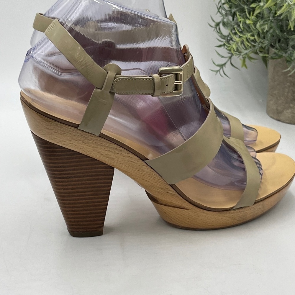 GIVENCHY Tan Wood Platform Patent Leather T-Strap Cone Heel Sandals Sz 38/7.5